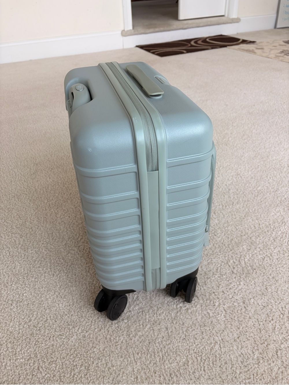 BÉIS Mini Roller Carry-On Under Seat Luggage Mint - Picture 2 of 11